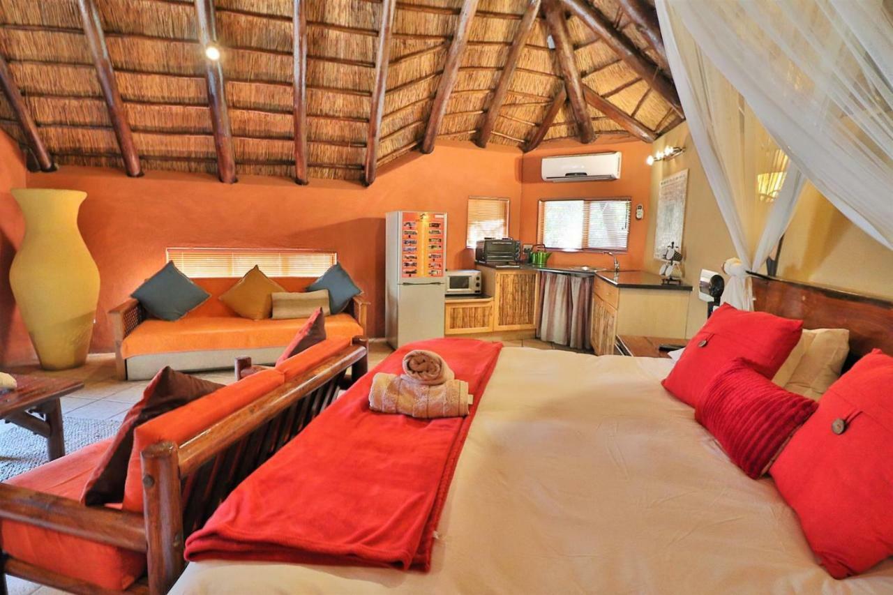 Manzini Chalets Marloth Park Eksteriør bilde