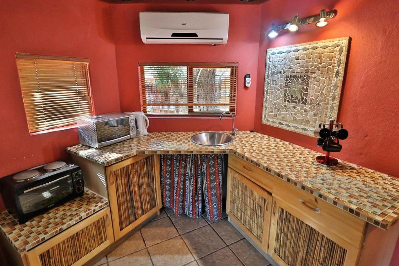 Manzini Chalets Marloth Park Eksteriør bilde