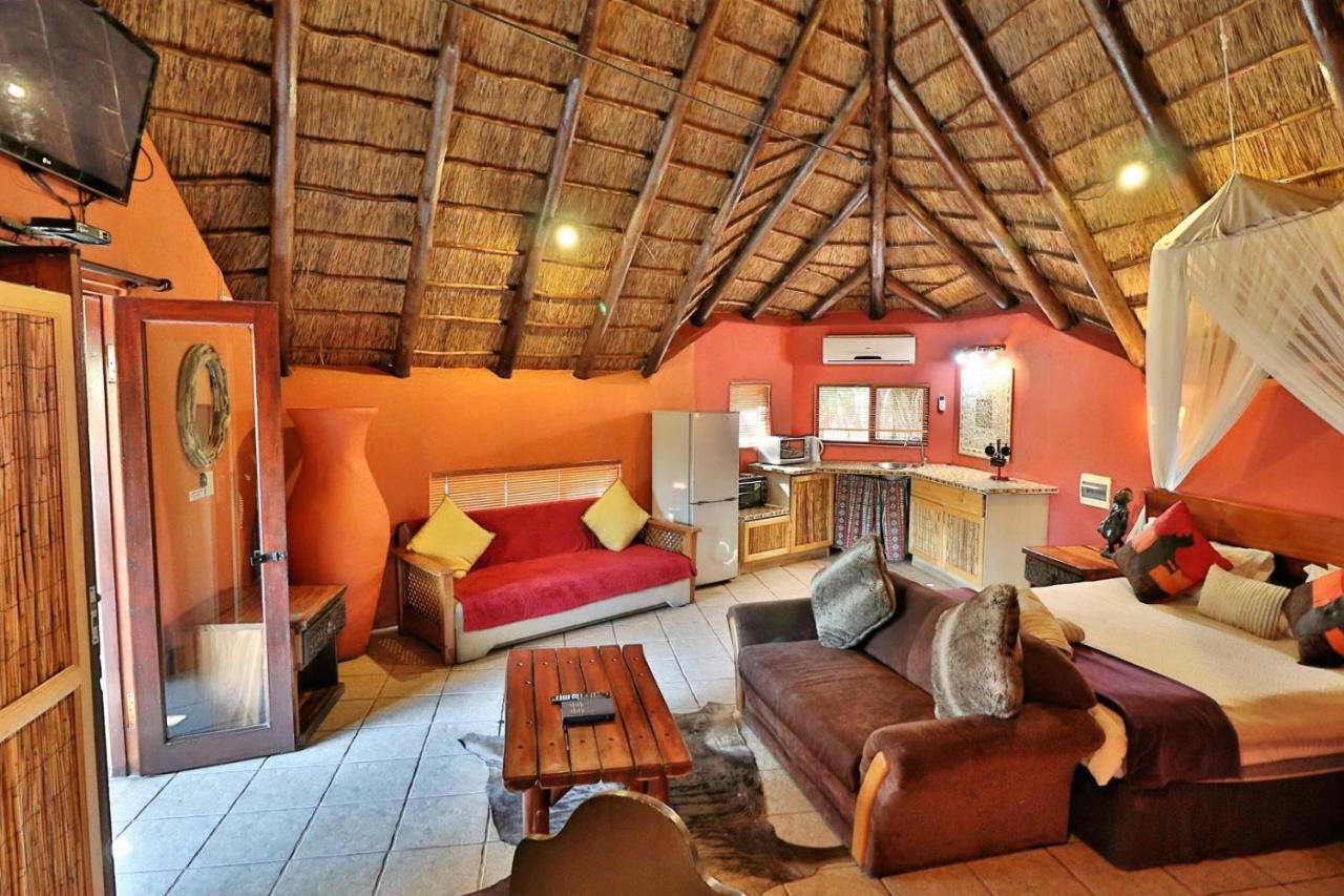 Manzini Chalets Marloth Park Eksteriør bilde